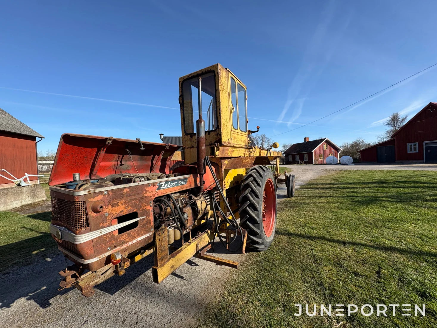 Maskinbäraren Zetor 5511