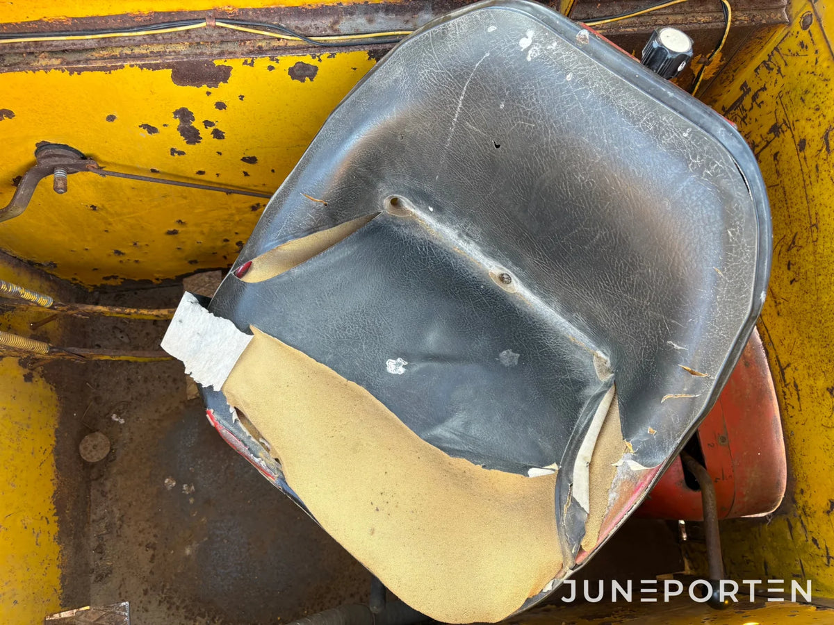 Maskinbäraren Zetor 5511