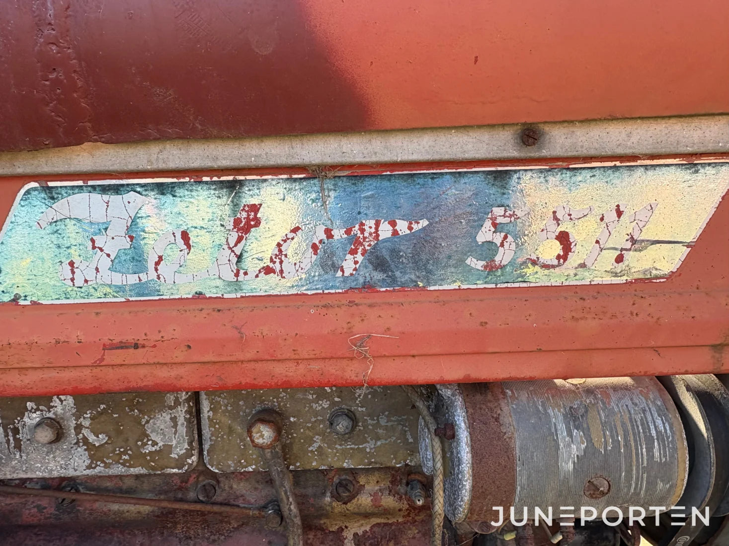 Maskinbäraren Zetor 5511