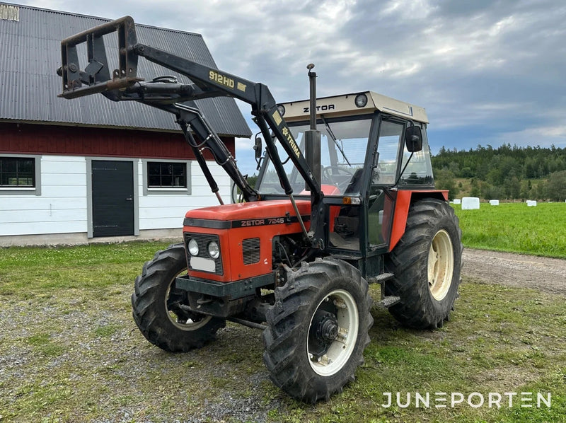 Zetor 7245 4WD med trima 912HD lastare
