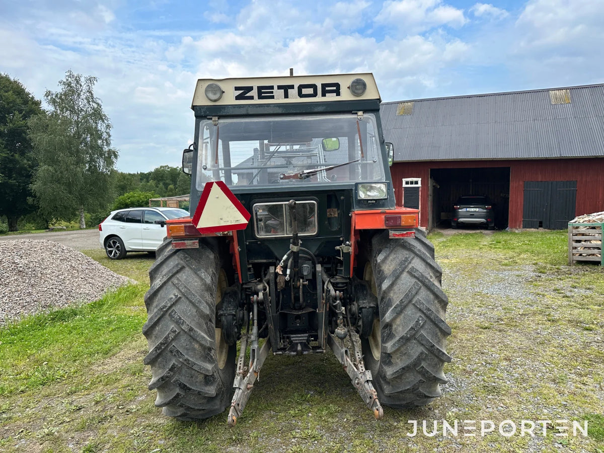 Zetor 7245 4WD med trima 912HD lastare