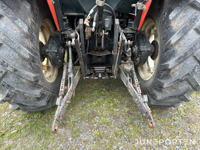 Zetor 7245 4WD med trima 912HD lastare