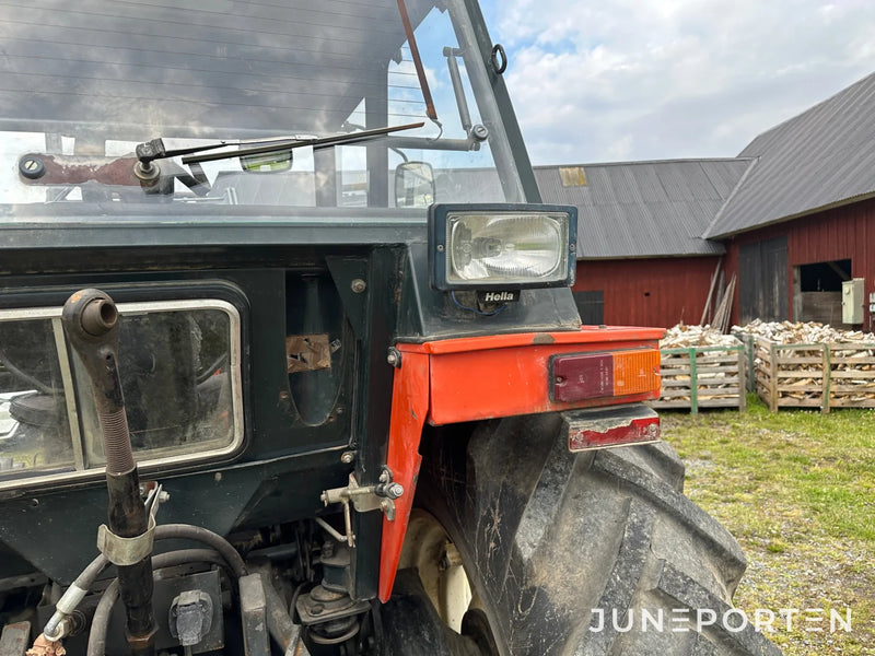 Zetor 7245 4WD med trima 912HD lastare