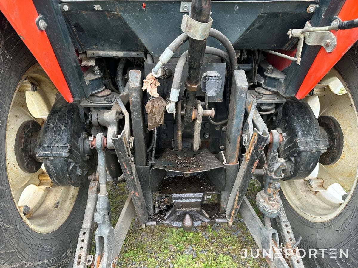 Zetor 7245 4WD med trima 912HD lastare