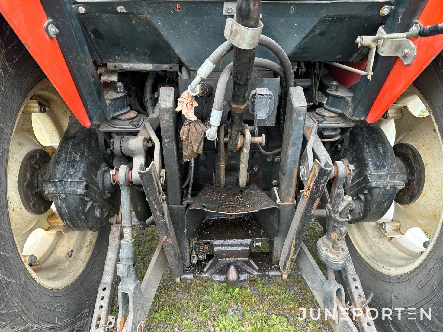 Zetor 7245 4WD med trima 912HD lastare