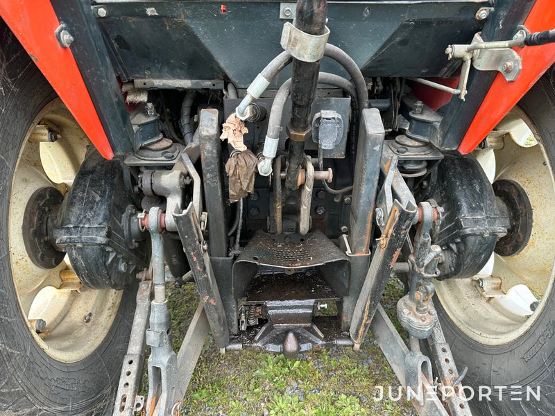 Zetor 7245 4WD med trima 912HD lastare
