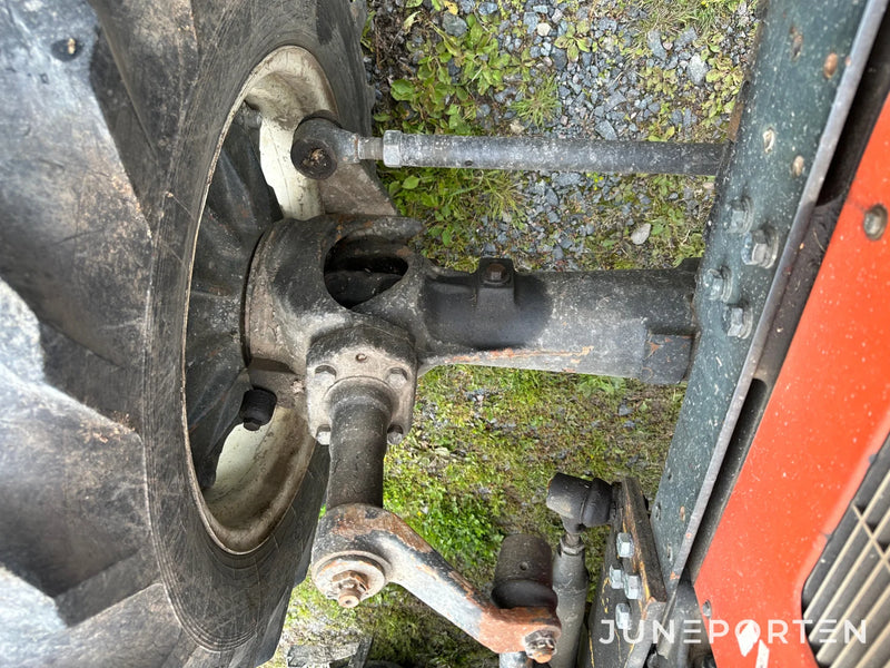 Zetor 7245 4WD med trima 912HD lastare
