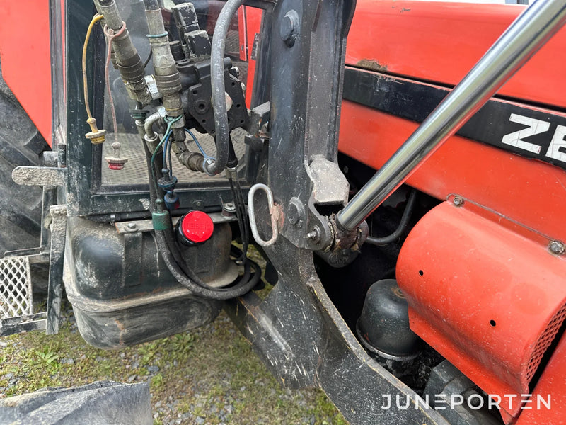 Zetor 7245 4WD med trima 912HD lastare