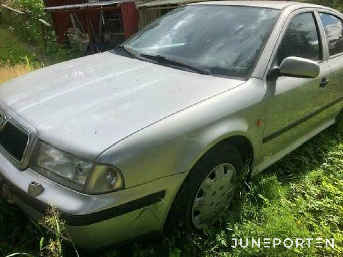 Skoda - 2000