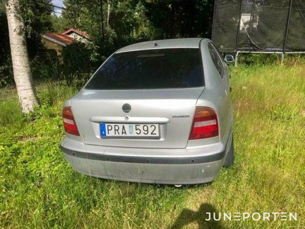 Skoda - 2000