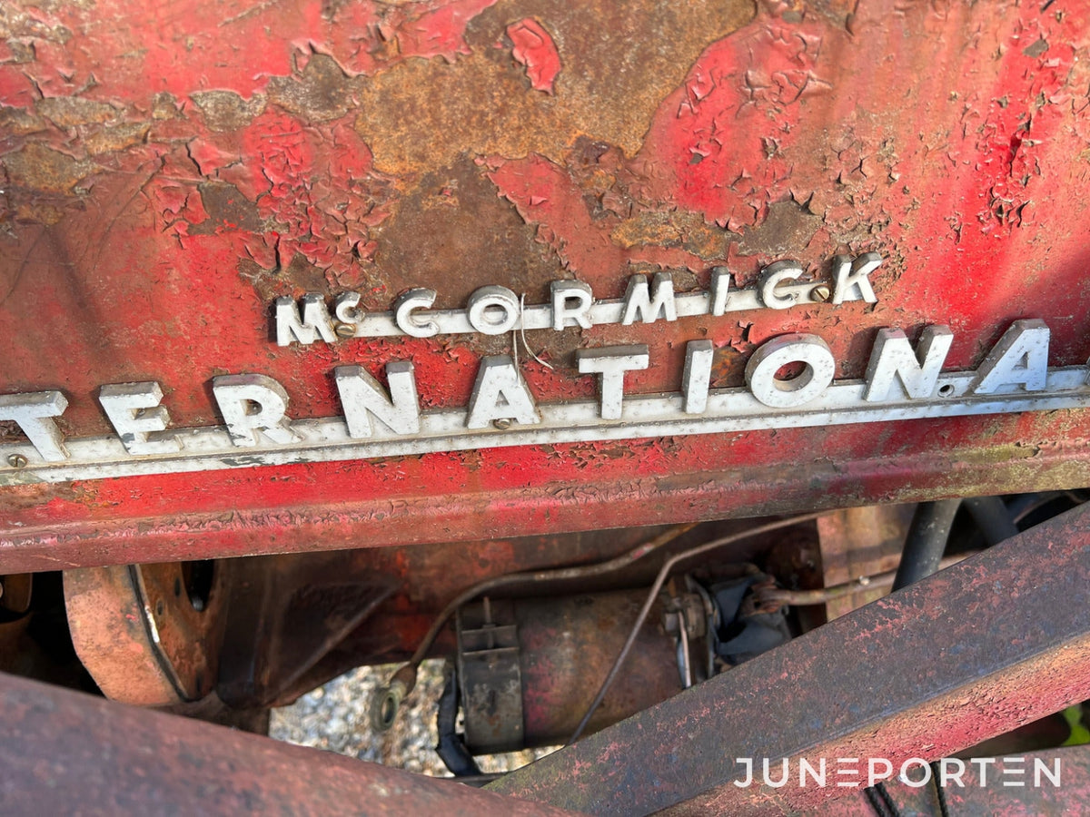 McCormick International B-250