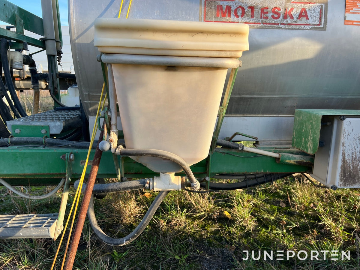Spruta Moteska 24m
