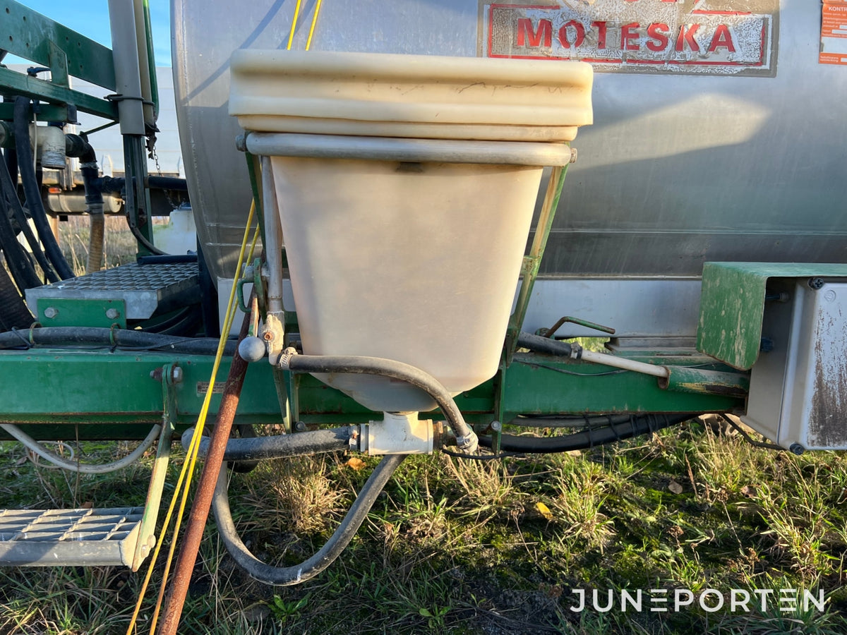 Spruta Moteska 24m