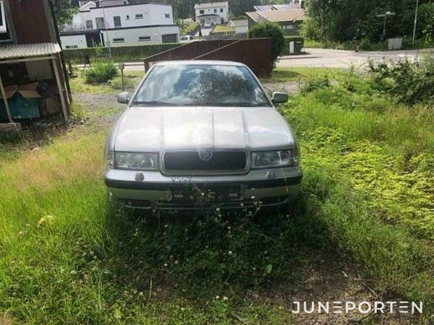 Skoda - 2000