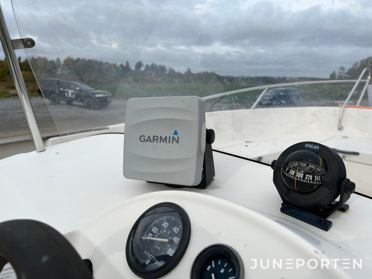 Motorbåt Uttern 5412 med trailer