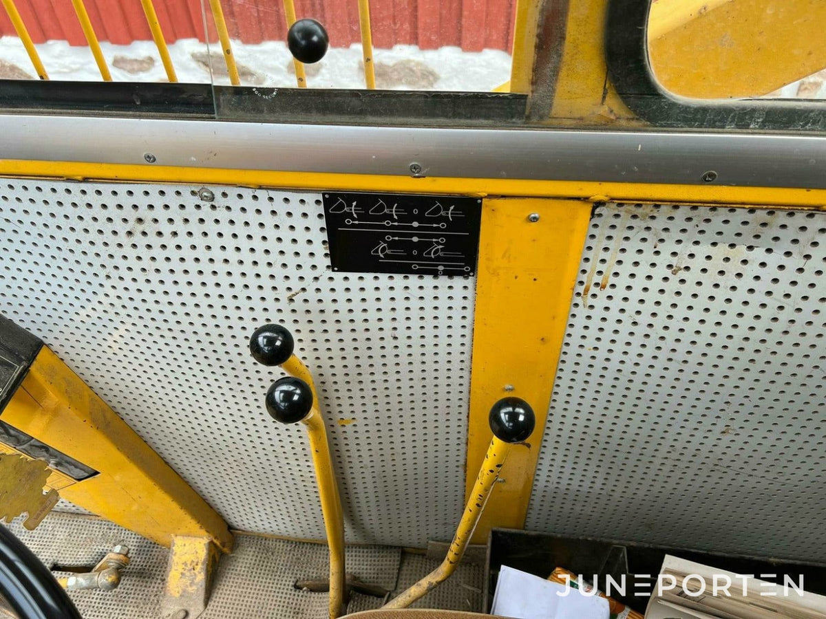 Baklastare Volvo LM 641