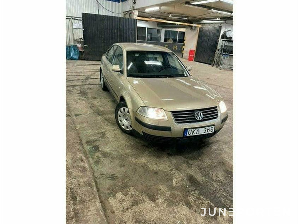 Volkswagen Passat 1.8T - 2004