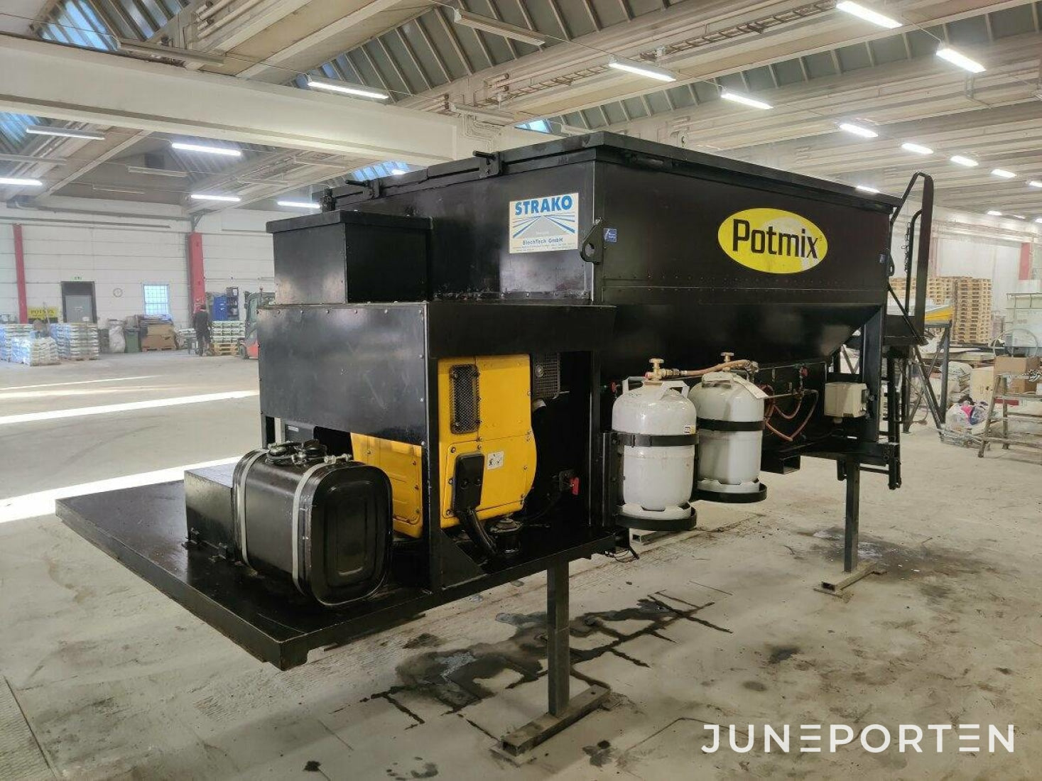 Asfaltcontainer Hotbox 4,5 ton - 2017