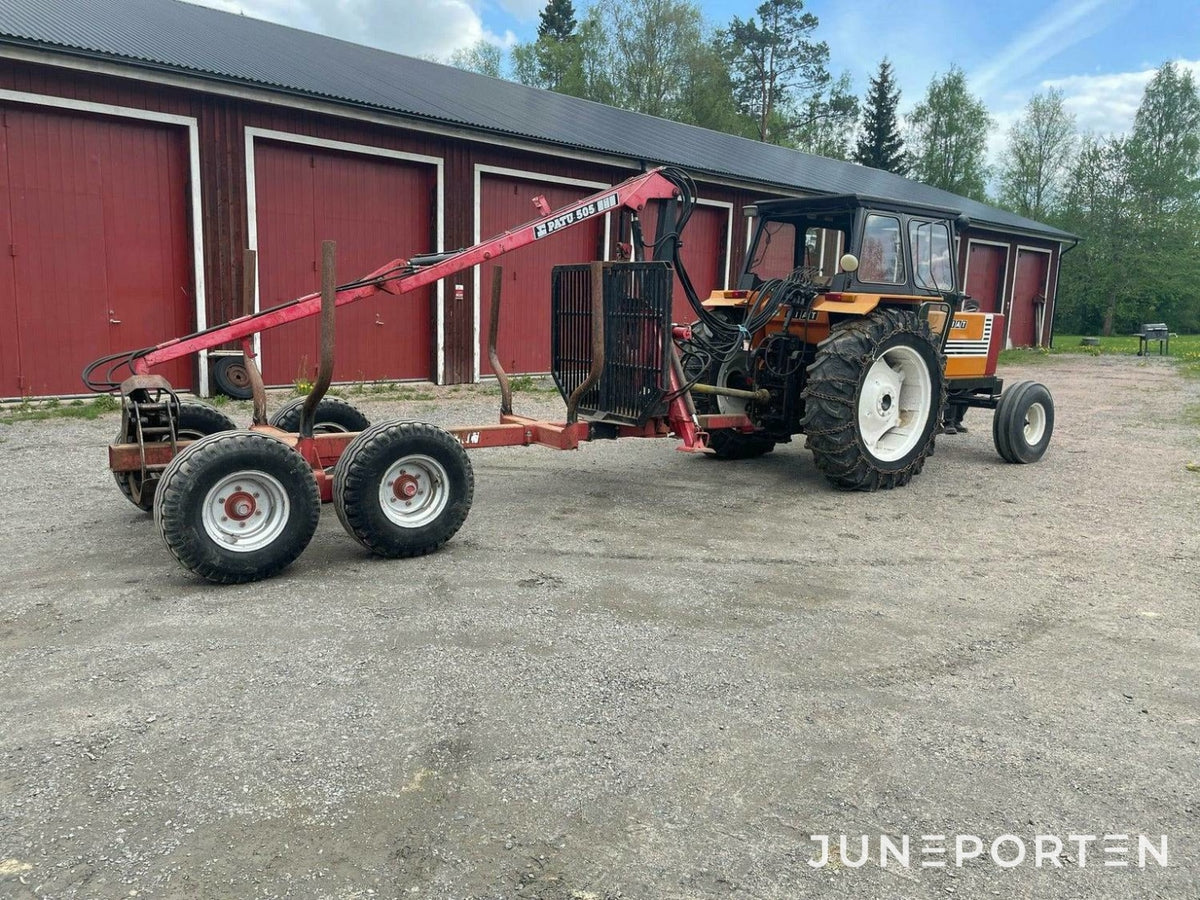 Fiat 880 med Patu skogsvagn - 1979