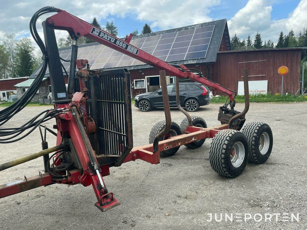 Fiat 880 med Patu skogsvagn - 1979