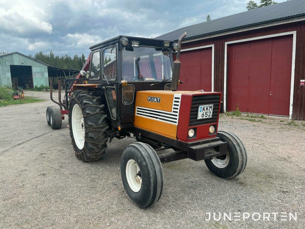 Fiat 880 med Patu skogsvagn - 1979