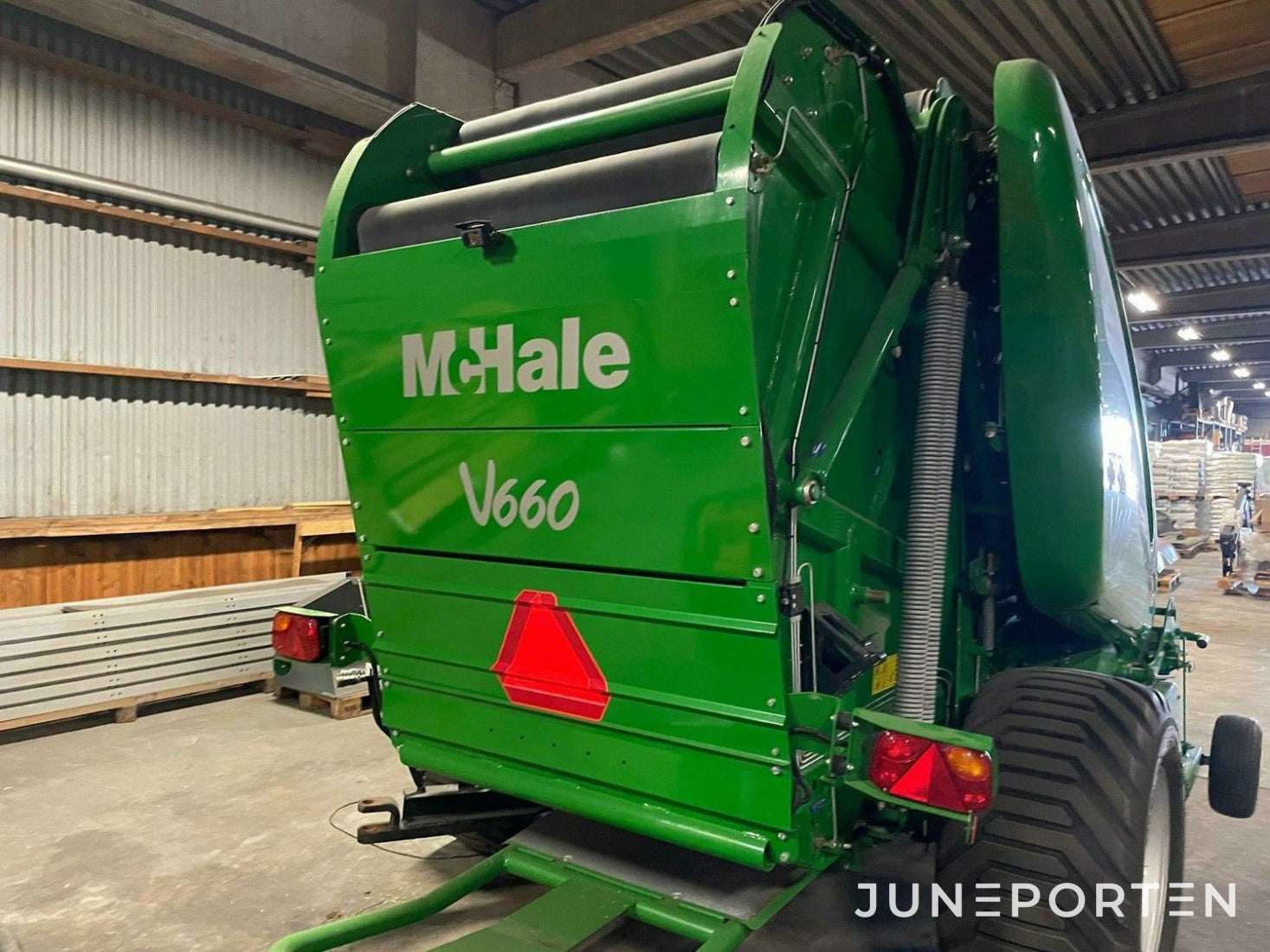 Rundbalspress McHale V660 - 2018