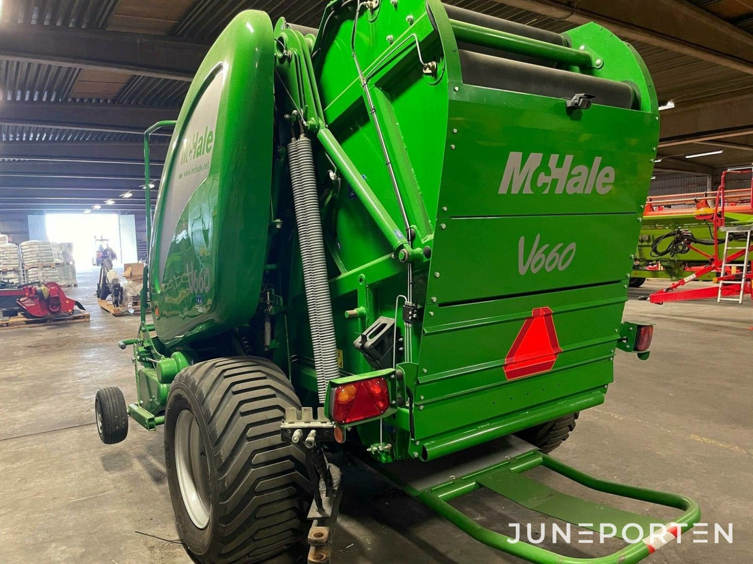 Rundbalspress McHale V660 - 2018