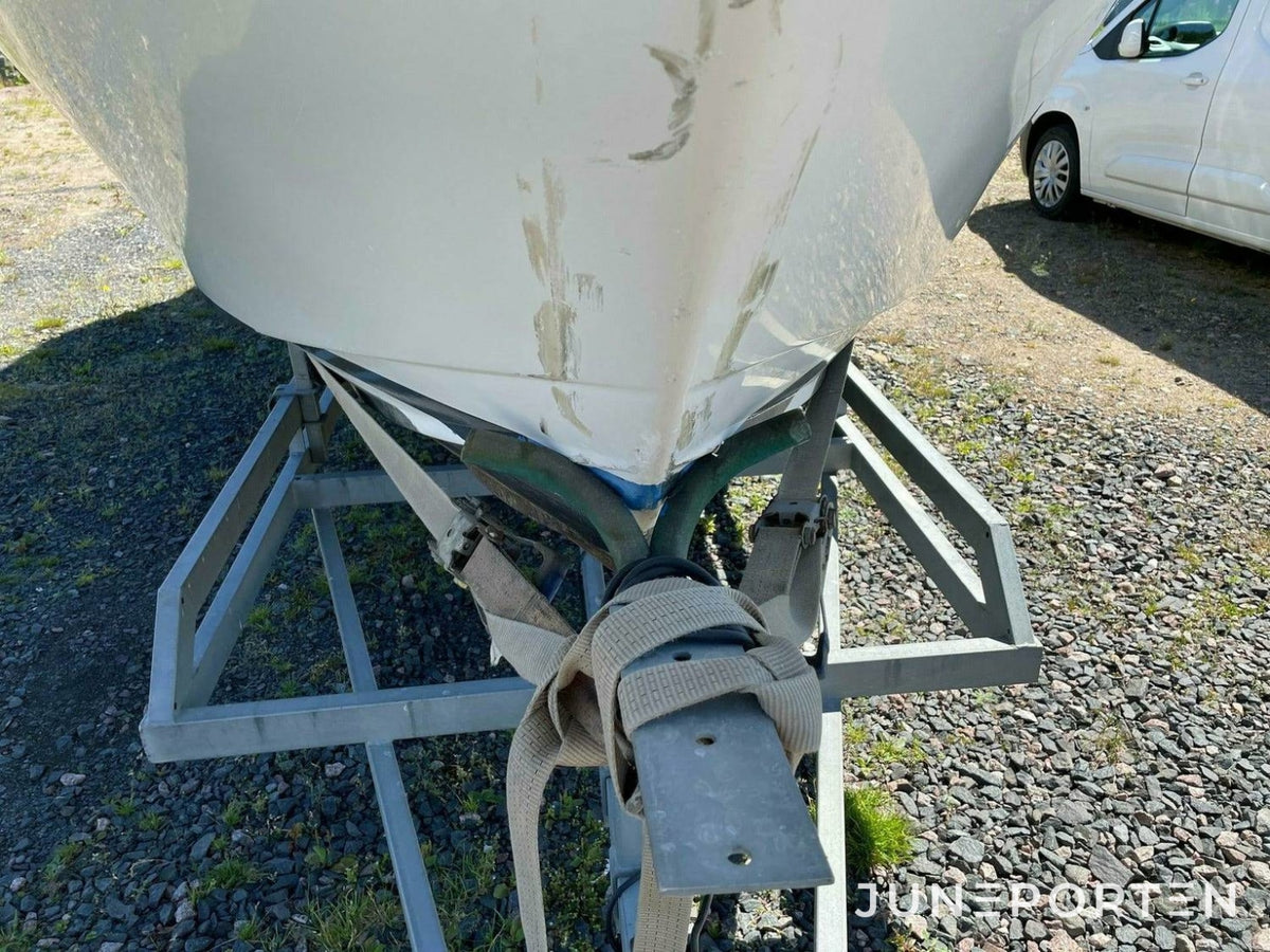 Motorbåt Scand 26