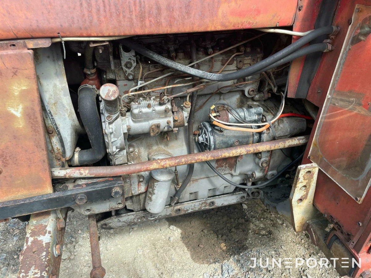 Massey Ferguson 185 S - 1973