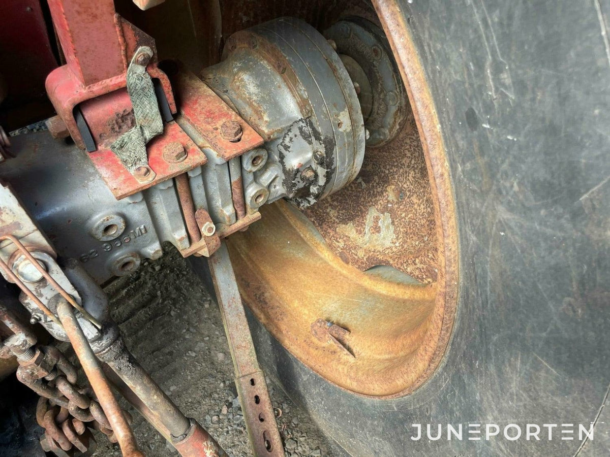 Massey Ferguson 185 S - 1973