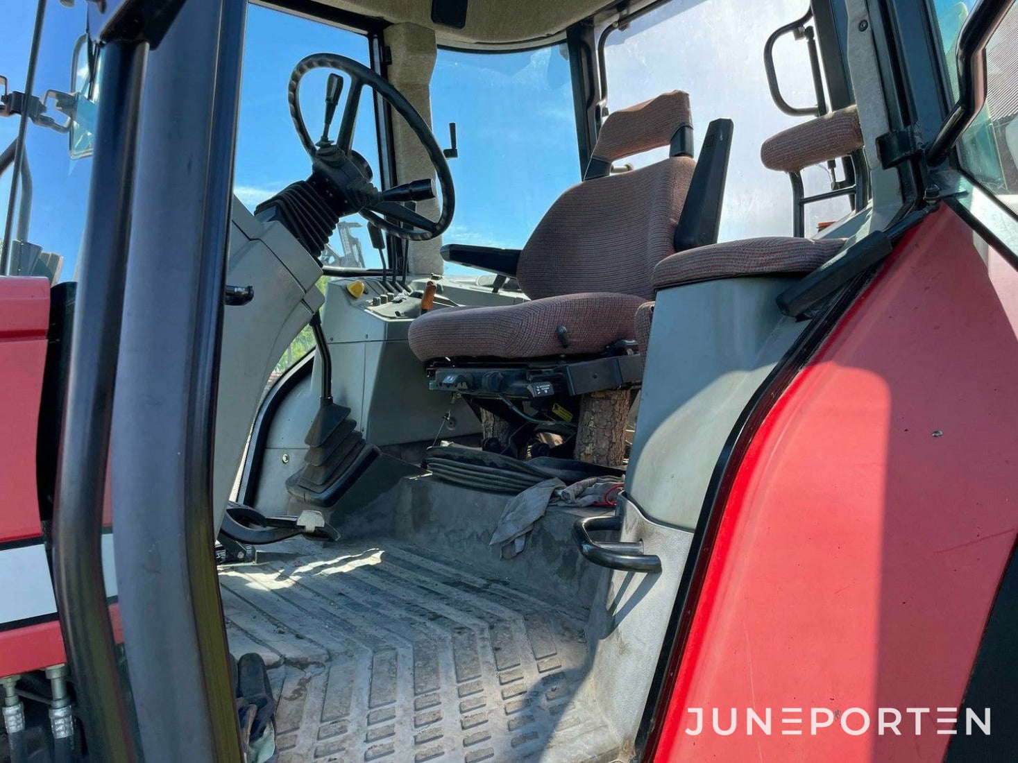 Massey Ferguson 6180 4WD
