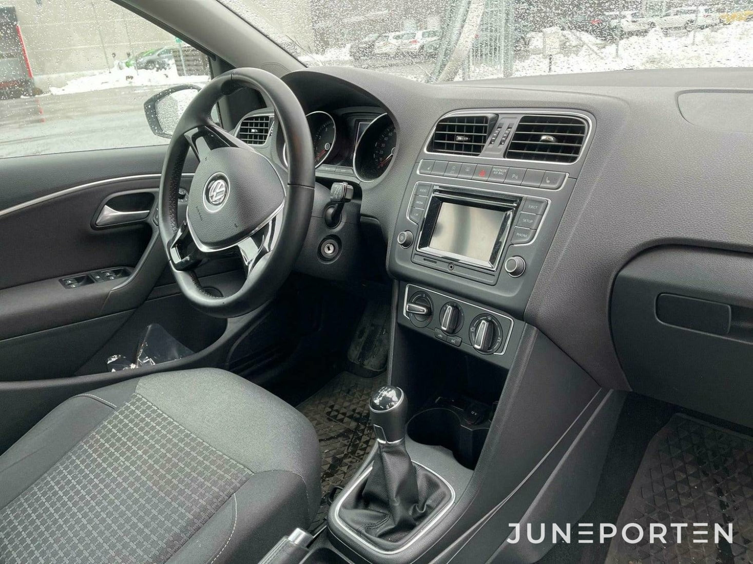 Volkswagen Polo - 2017