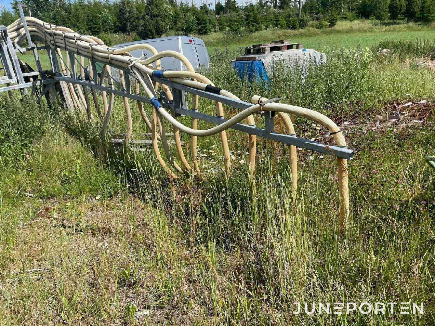 Gödselramp med slangspridning