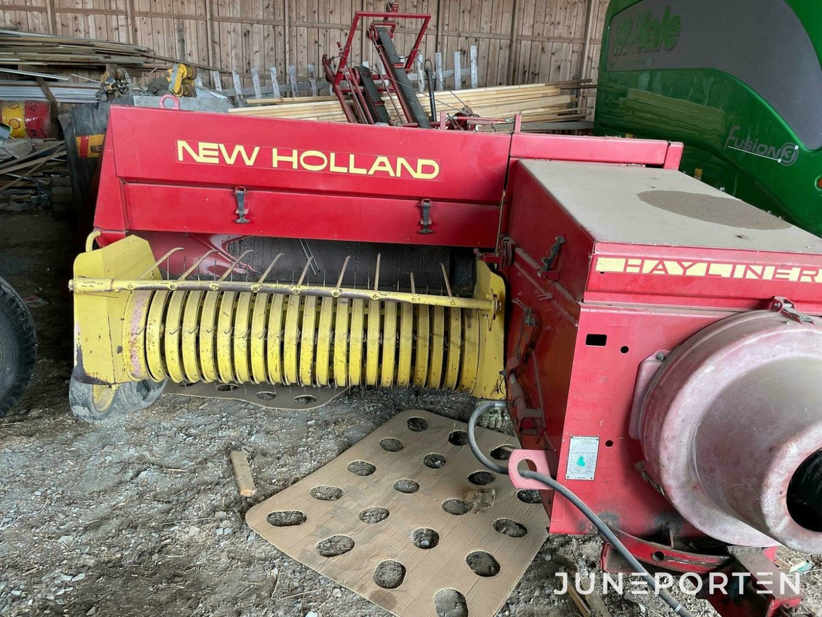 Hårdpress New Holland 370