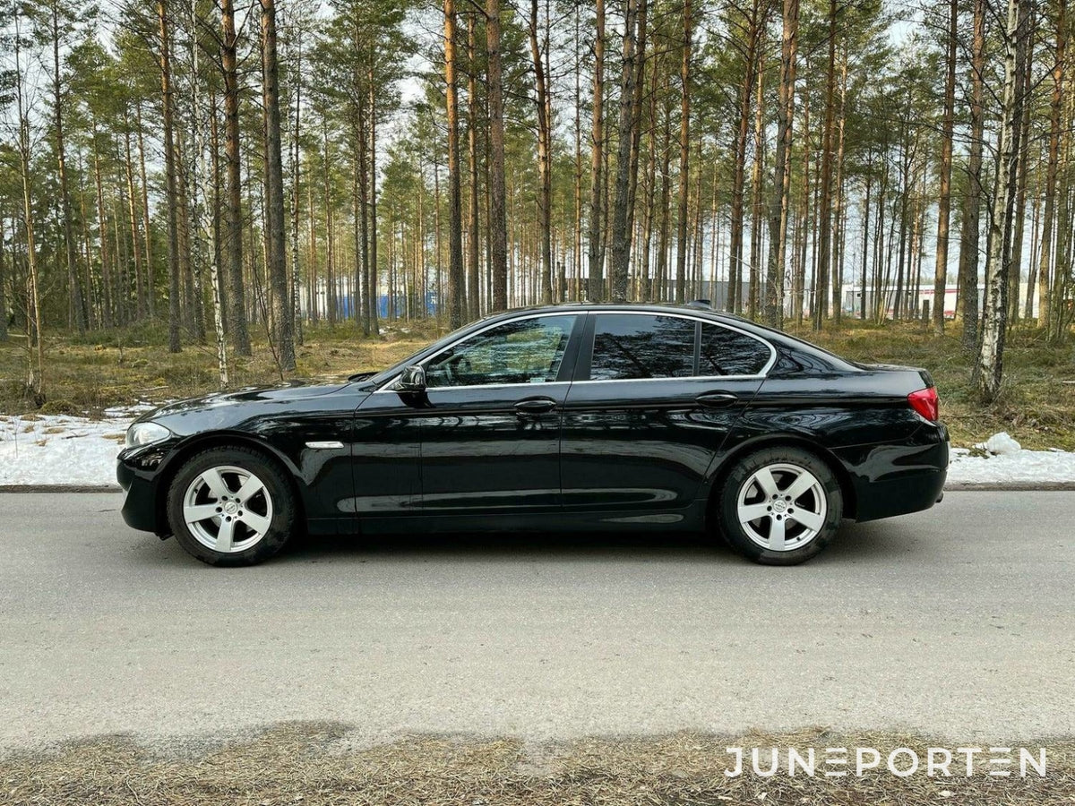 BMW 520d Sedan - 2013