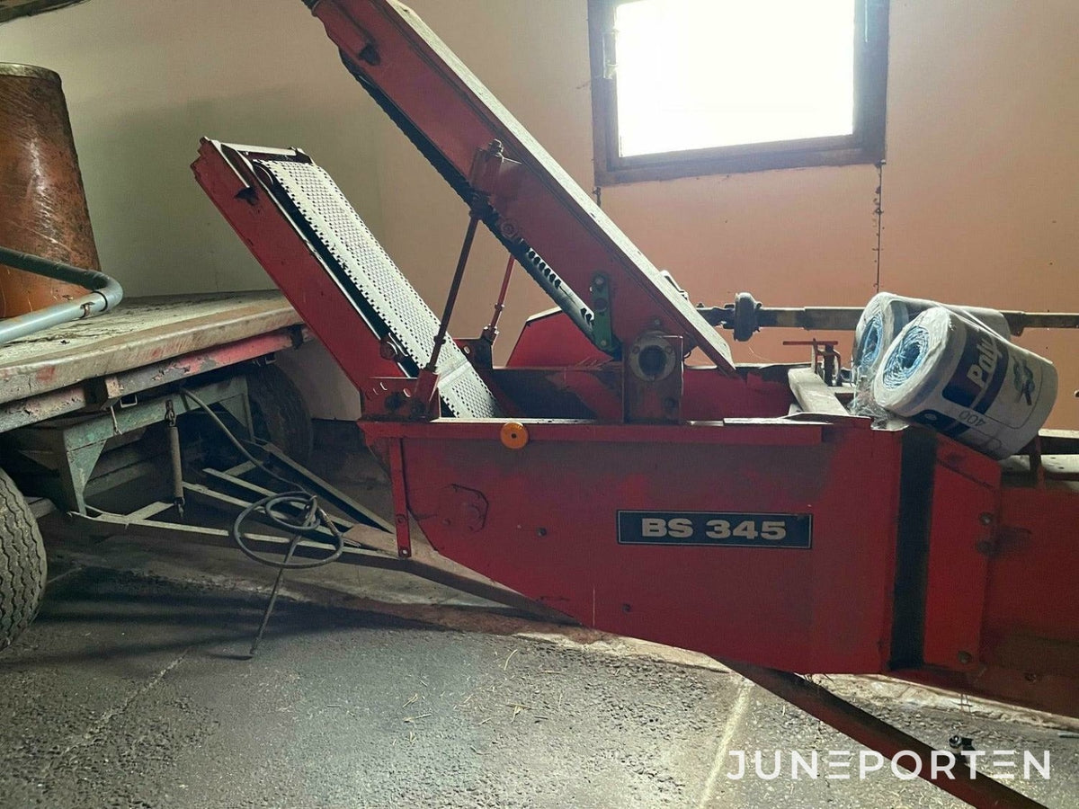 Småbalspress Deutz-Fahr HD440