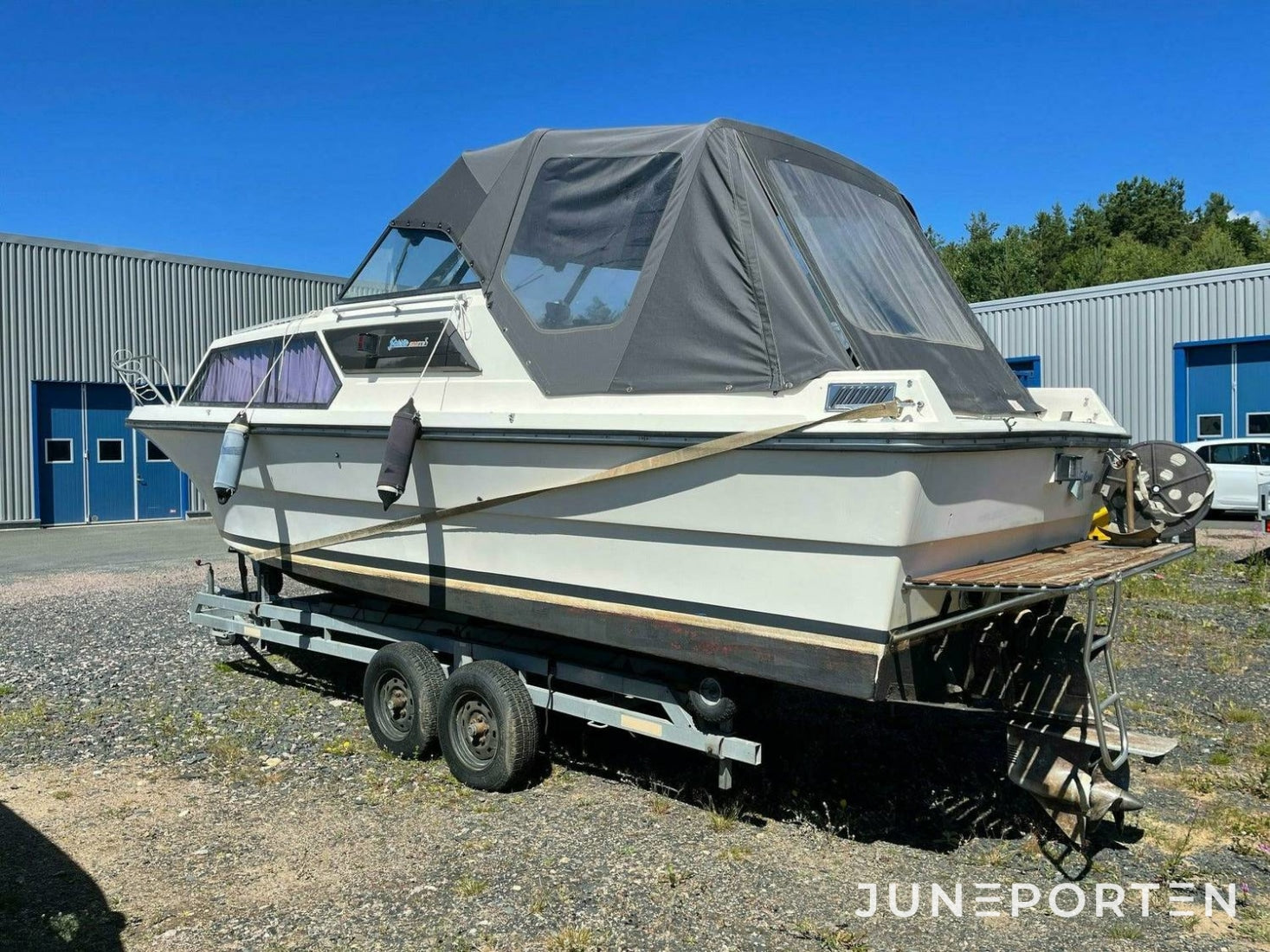 Motorbåt Scand 26