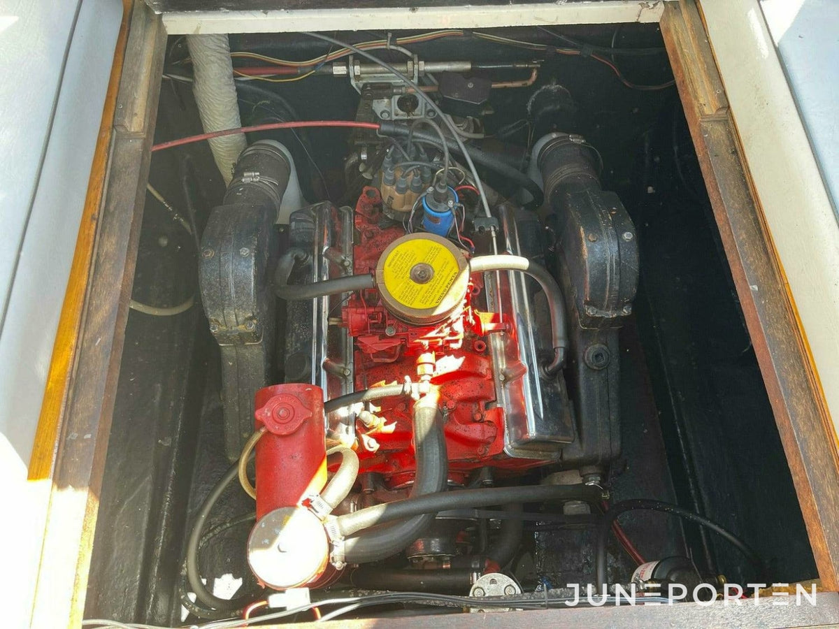 Motorbåt Scand 26