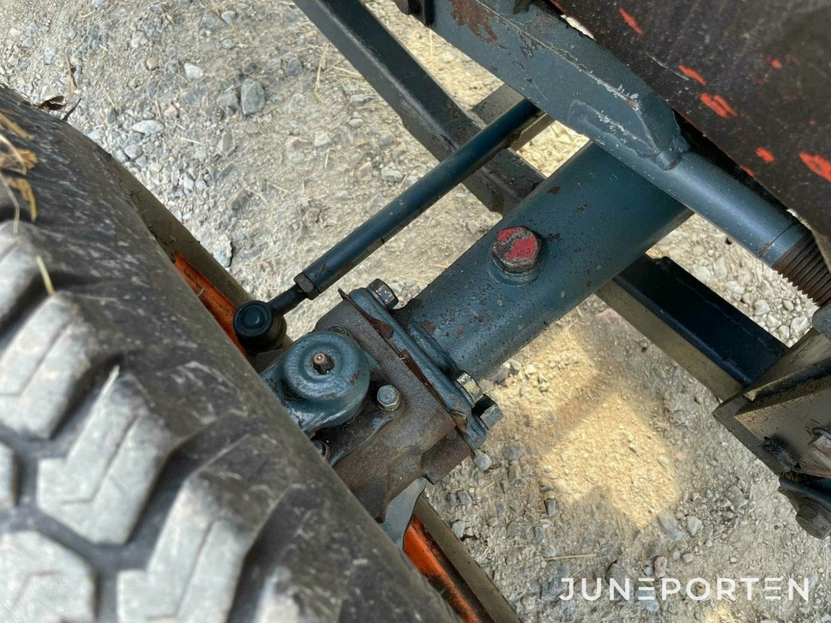 Kubota L 245 med lastare - 1984