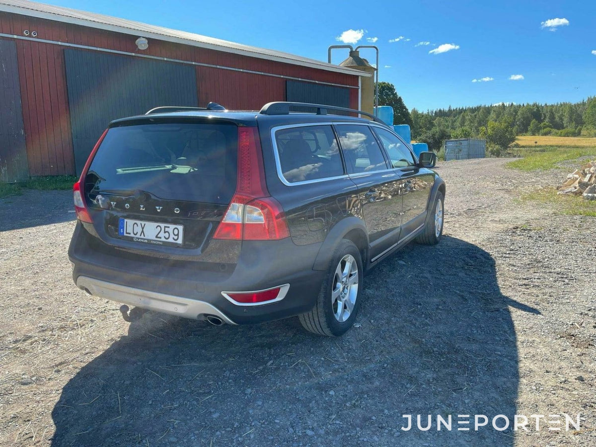 Volvo XC70 D3 AWD - 2011