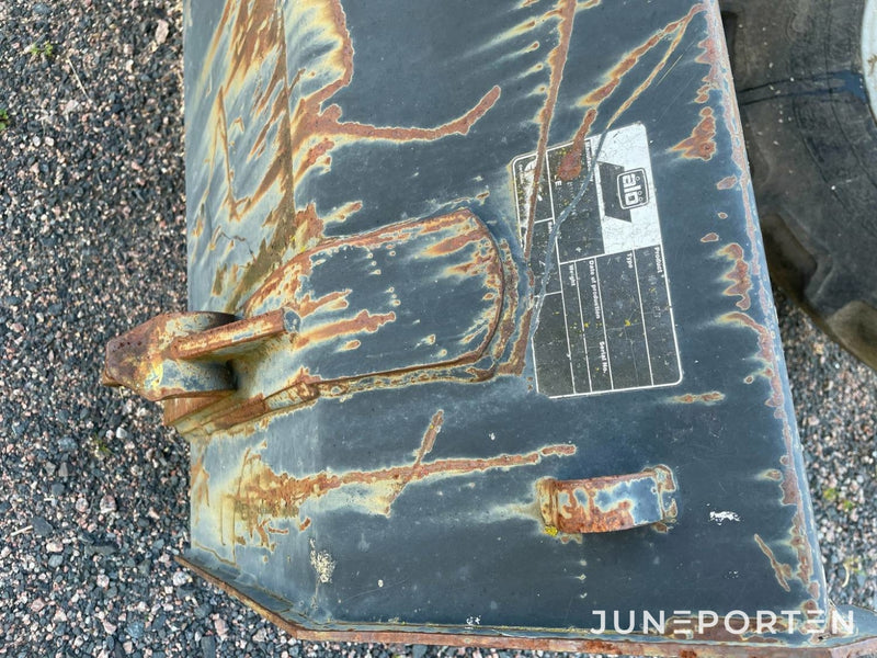 Case JX90U med ålö lastare - 2003