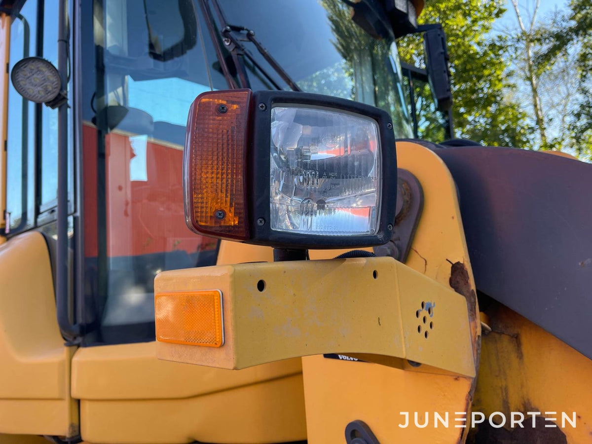 Hjullastare Volvo L60F - 2011