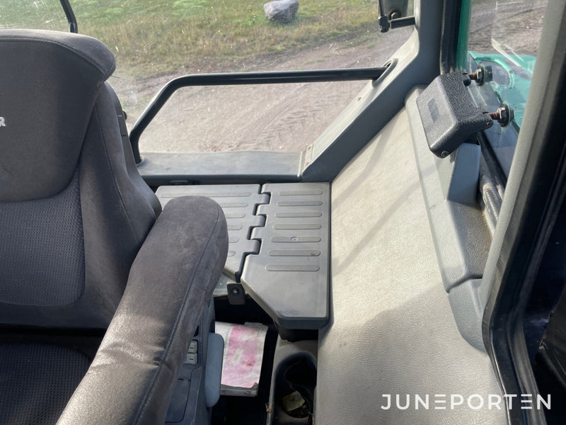Valtra T 190 med frontlyft