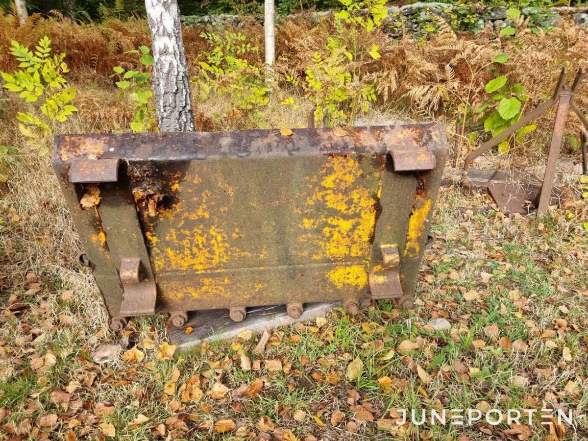 Massey Ferguson 175 S med lastare