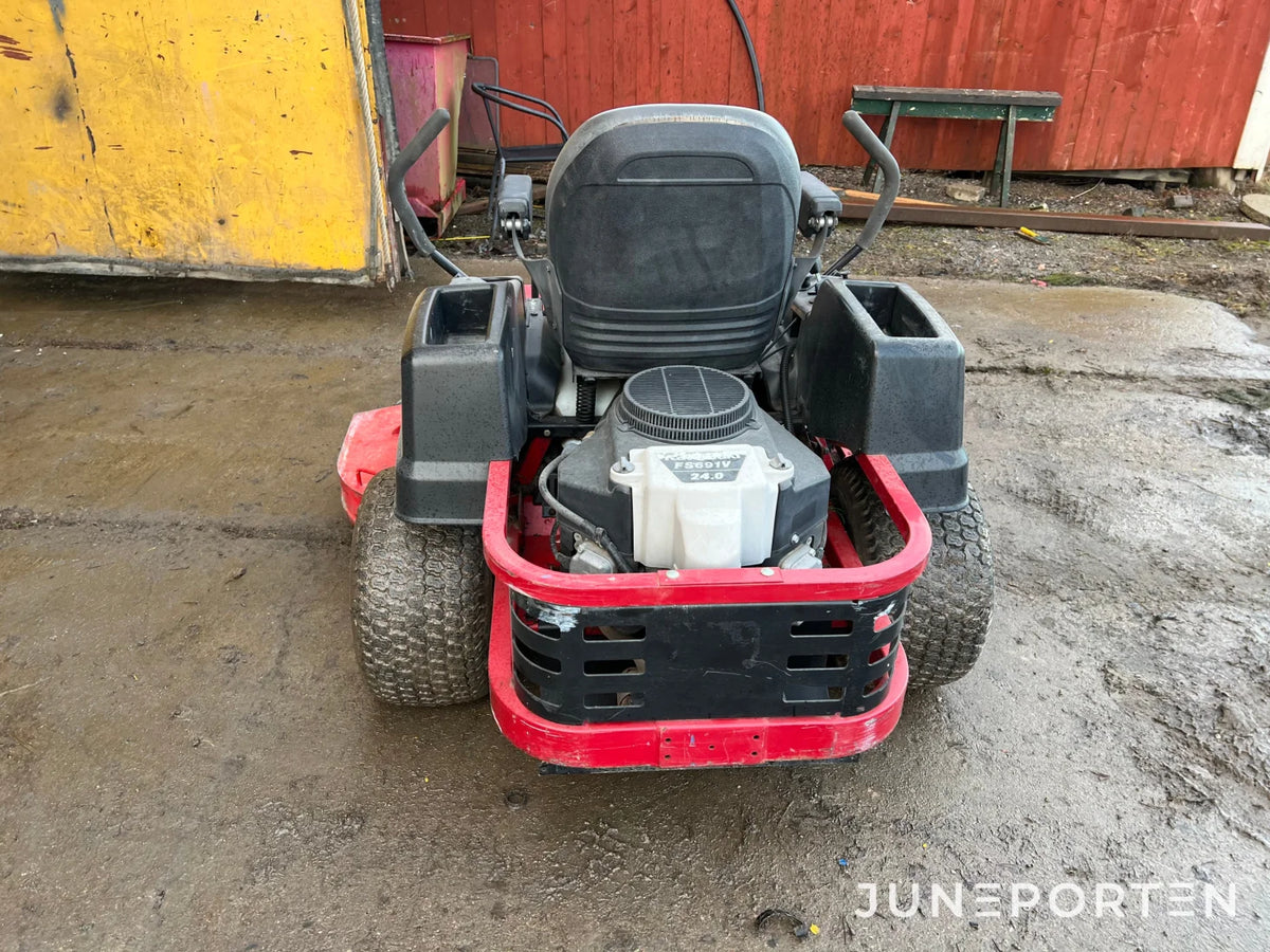 Åkgräsklippare Toro Titan ZX 5400