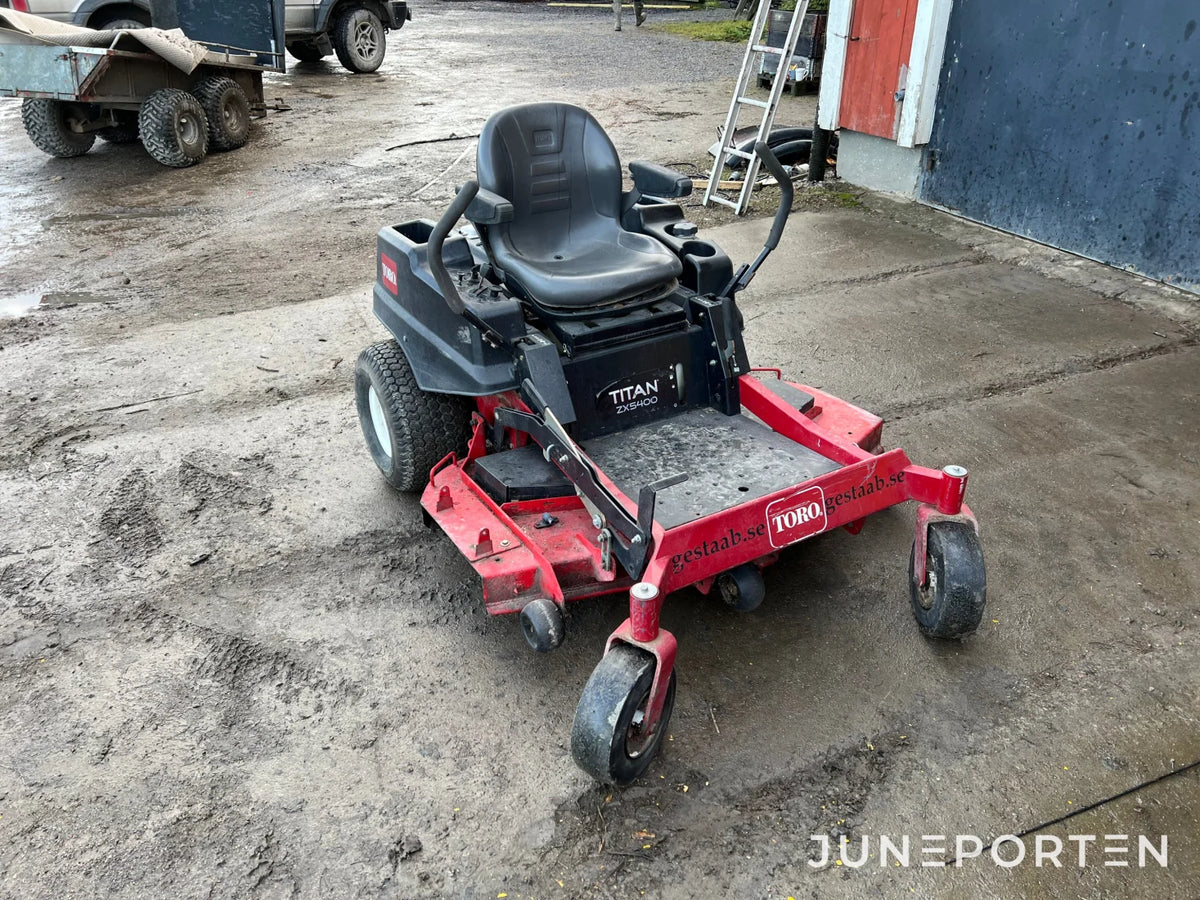 Åkgräsklippare Toro Titan ZX 5400