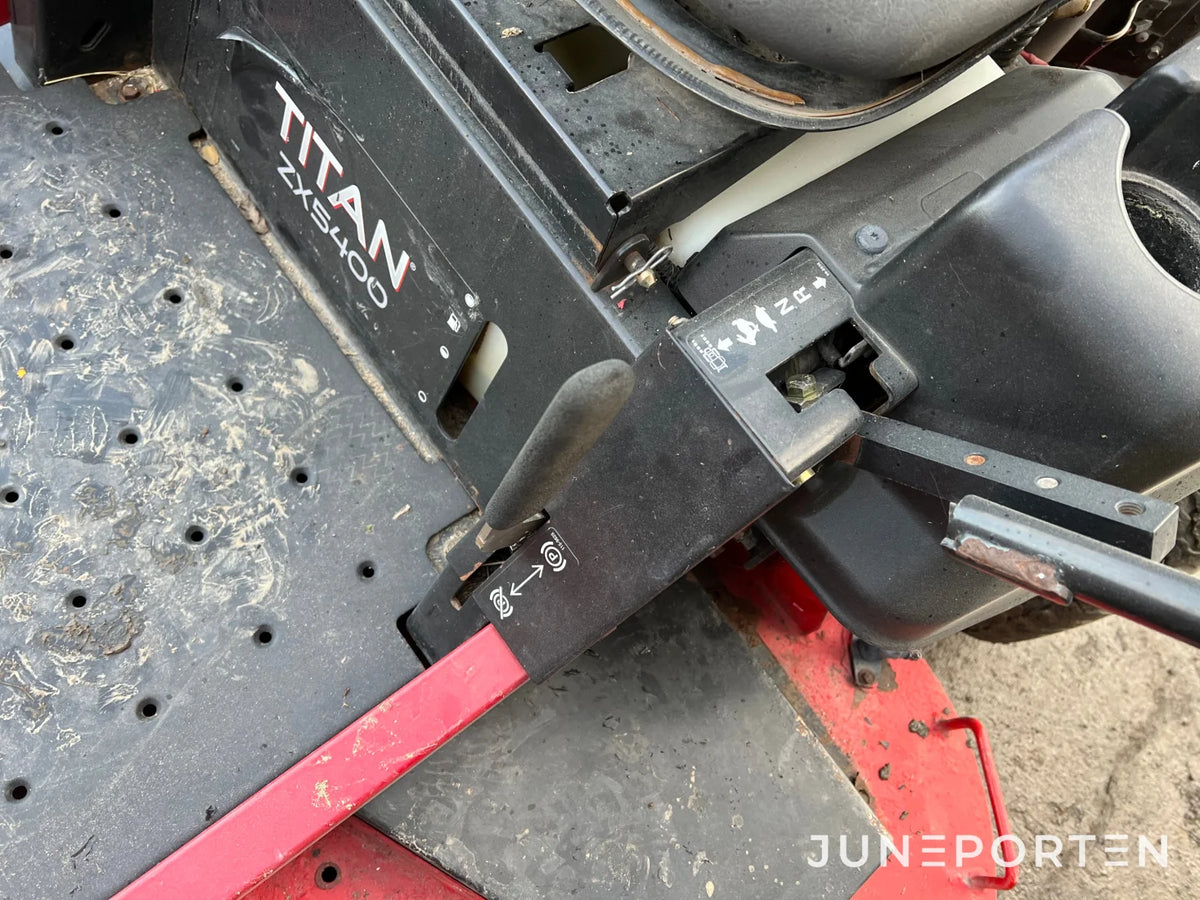 Åkgräsklippare Toro Titan ZX 5400