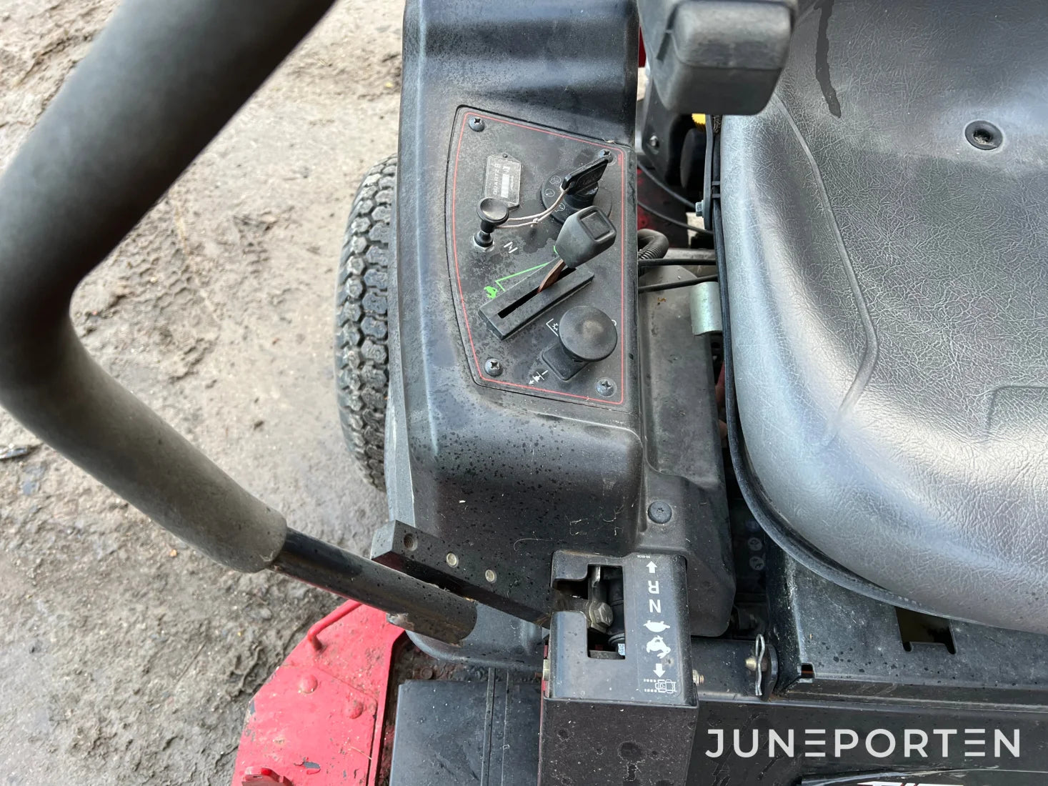 Åkgräsklippare Toro Titan ZX 5400