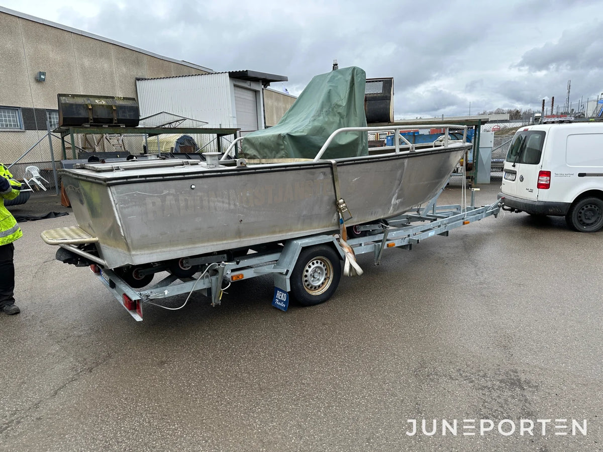Aluminiumbåt Riwall 560 JE med trailer