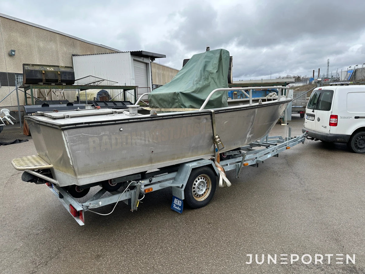 Aluminiumbåt Riwall 560 JE med trailer